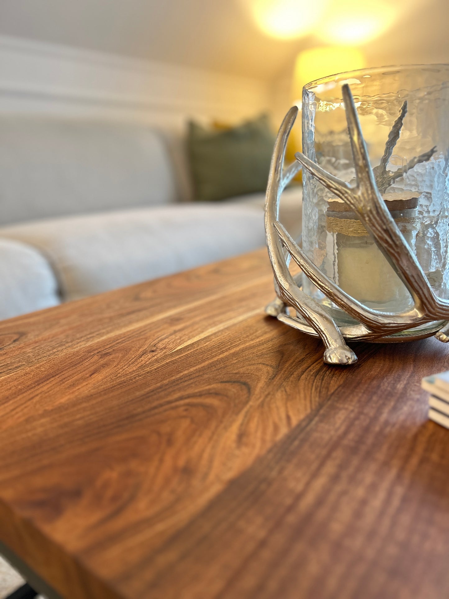 DAYTON | Handmade | Couchtisch | Massives Wallnussholz