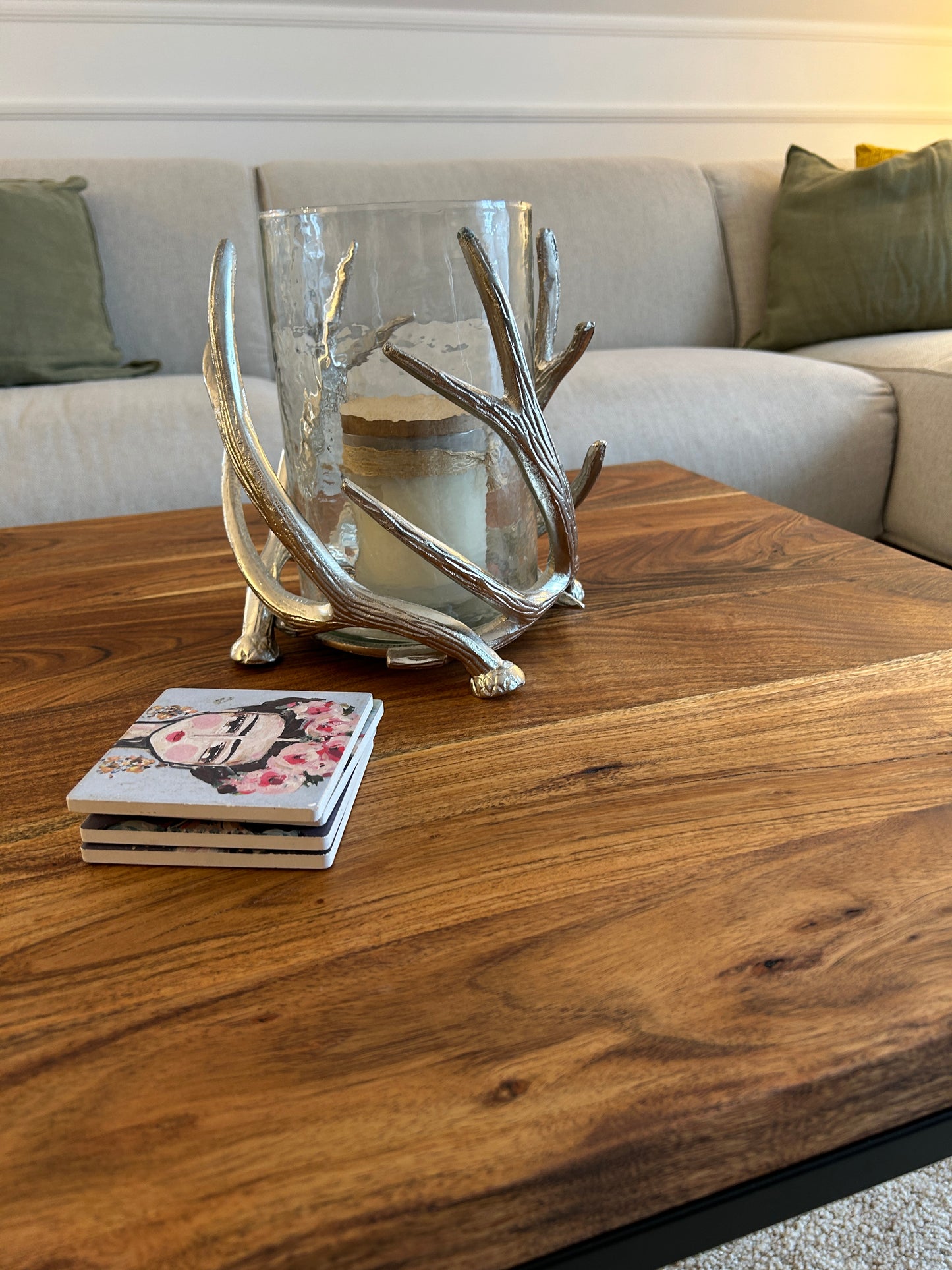 DAYTON | Handmade | Couchtisch | Massives Wallnussholz