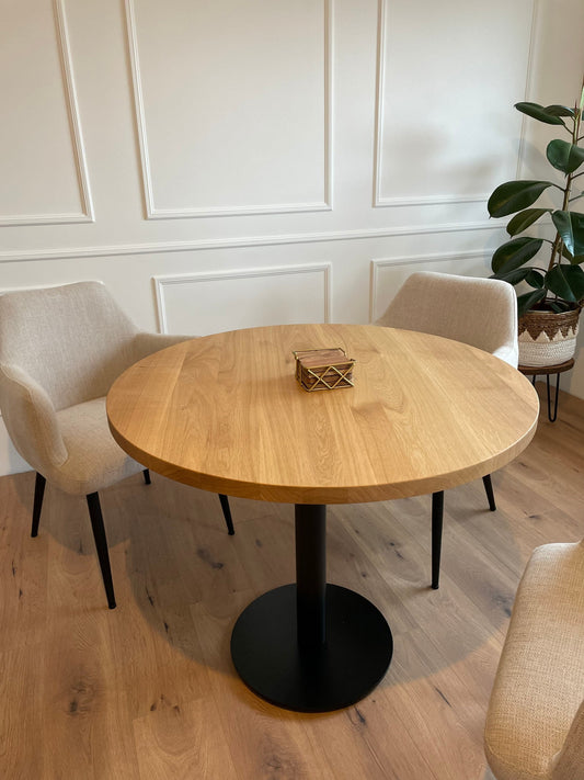 LISSABON - Stylischer, eleganter und handgefertigter Esstisch aus Vollholz Eiche max. Größe 100cm