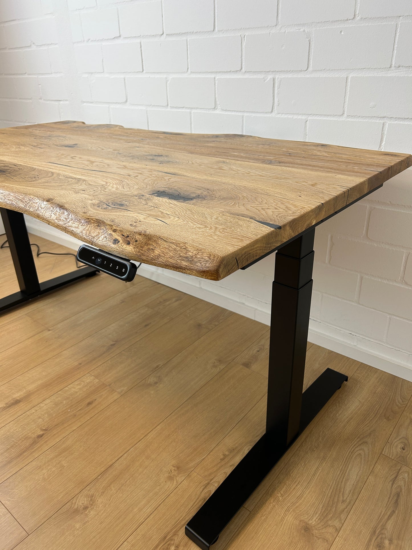 ZYRA DESK I Handmade I Schreibtisch I Eichenholz I Höhenverstellbar