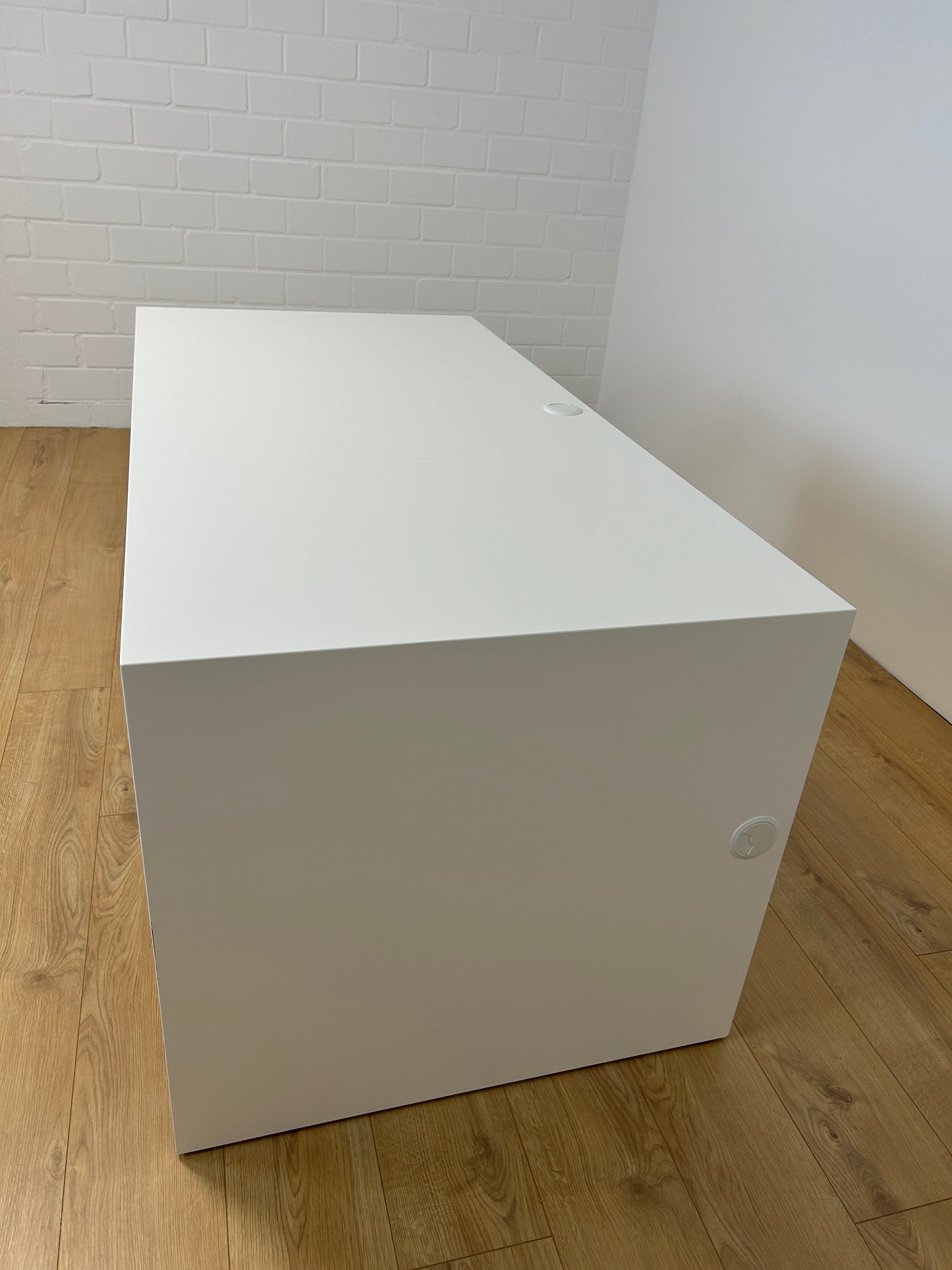 VAYO WHITE | OFFICE DESK